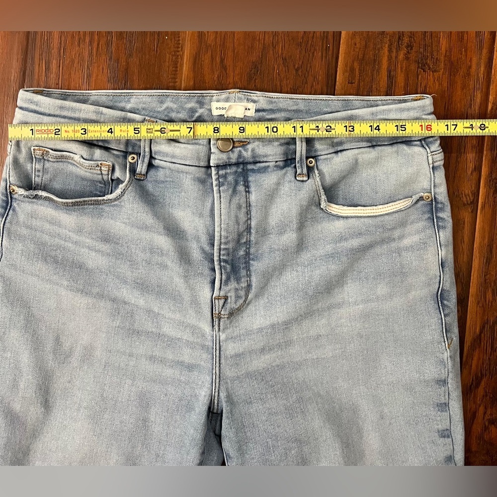 Size 14 / 32 -- Good American Light Blue Skinny Jeans - Picture 3 of 6